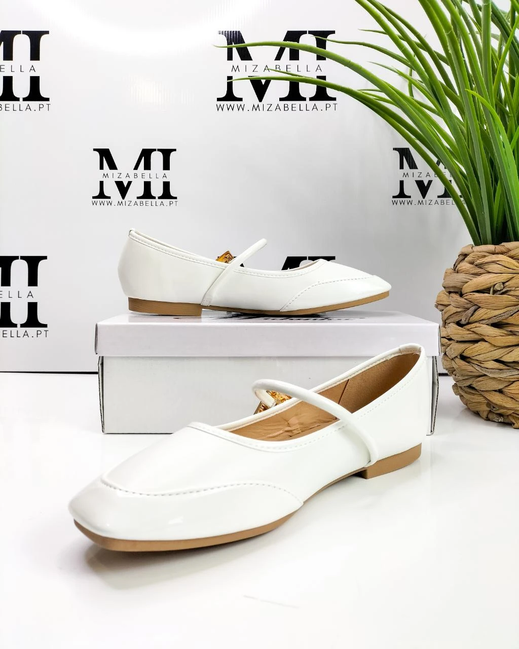 White Sabrinas Size 38 – photo 5
